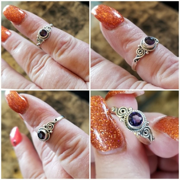 Genui 1ct Amethyst Solitaire Scroll Ring Size 7.25 - Picture 3 of 5